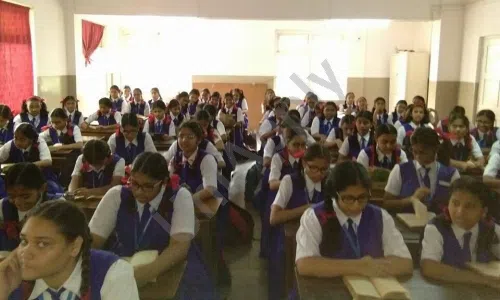 St. Charles High School (Borromeo Garden), Vakola, Santacruz East, Mumbai Classroom