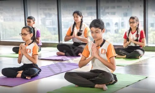 The Universal School, Ghatkopar East, Mumbai Yoga