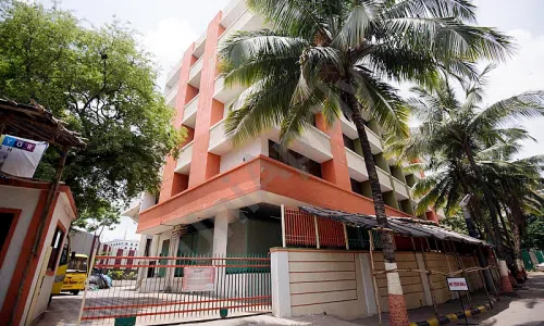 VIBGYOR High School, Dindoshi, Malad East, Mumbai School Building 1