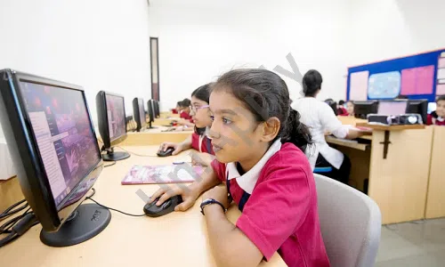 VIBGYOR High School, Dindoshi, Malad East, Mumbai Computer Lab 2