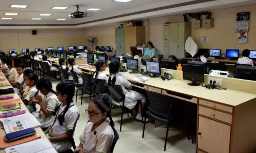 Villa Theresa High School, Cumballa Hill, Mumbai Computer Lab
