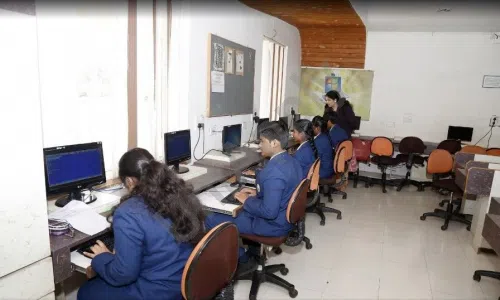 Kishor Suryawanshi International School, Manori, Dindori, Nashik Computer Lab