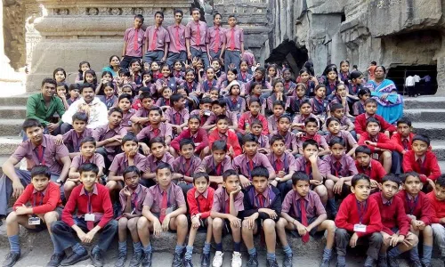 Navjeevan Public School, Adgaon, Nashik Picnics and excursion