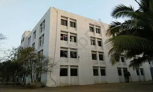 S.N.D. English Medium Public School, Babhulgaon, Yeola, Nashik School Building