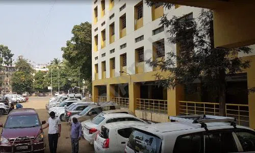 Karnataka High School, Erandwane, Pune School Building