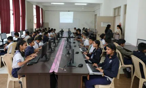 Mansukhbhai Kothari National School, Kondhwa, Pune Computer Lab