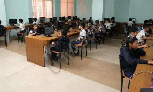 Mansukhbhai Kothari National School, Kondhwa, Pune Computer Lab 1