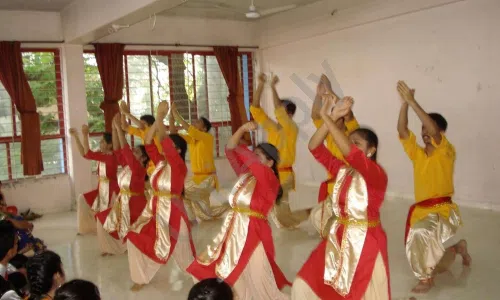Abhinava Vidyalaya English Medium High School, Erandwane, Pune Dance
