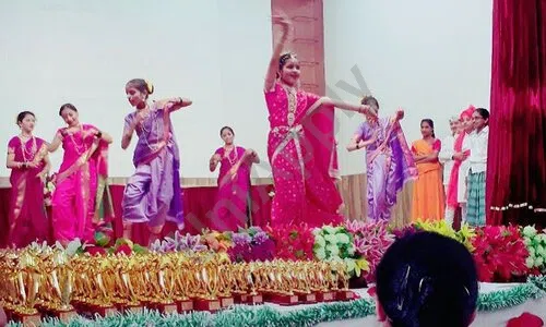 Anglo Urdu Girl's High School, Camp, Pune Dance