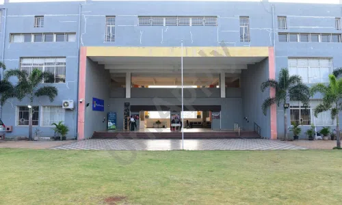 Crimson Anisha Global School, Undri, Pune School Building
