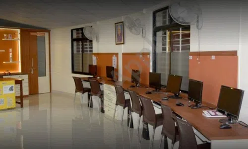 Bal Shikshan Mandir English Medium School, Kothrud, Pune Computer Lab