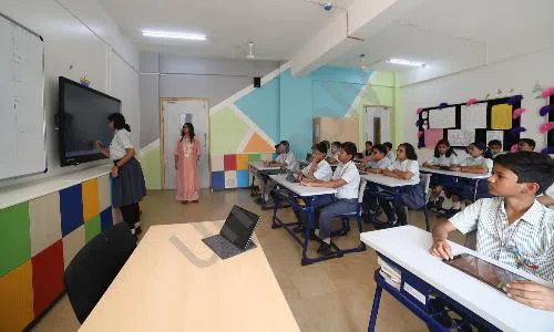 Global Indian International School, Balewadi, Pune Smart Classes