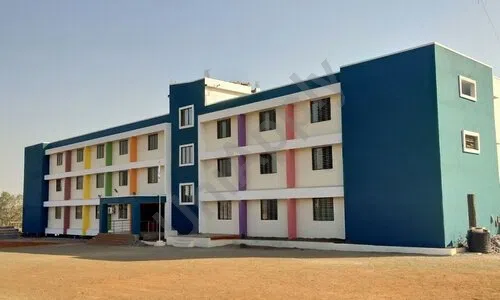Chate School And Junior College, Kharadi, Pune School Building