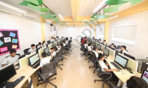 Global Indian International School, Balewadi, Pune Computer Lab