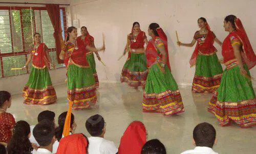 Abhinava Vidyalaya English Medium Primary School, Erandwane, Pune Dance
