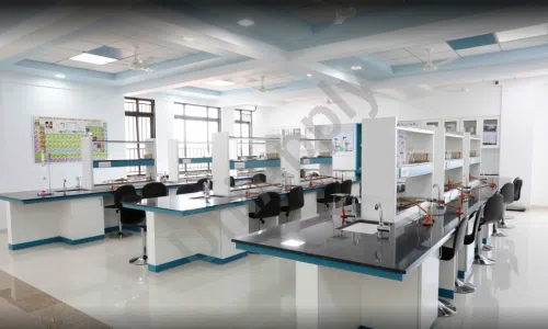 Dhruv Global School, Pune Science Lab 2