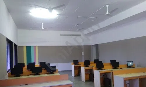 Indira National School, Parandwadi, Pune Computer Lab