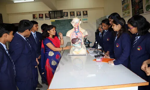 Jayawant Public School, Hadapsar, Pune Science Lab