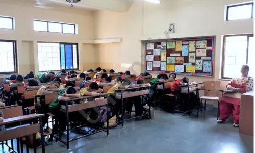 KHS Secondary School Ganeshnagar, Erandwane, Pune Classroom