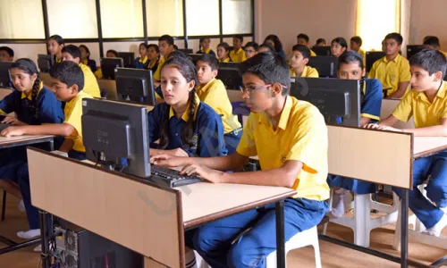 New India School Bhusari Colony, Kothrud, Pune Computer Lab 4