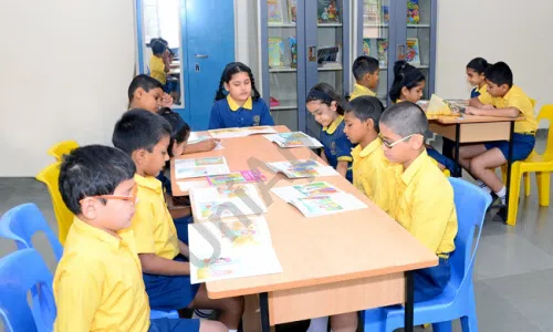 New India School Rambaug Colony, Kothrud, Pune Library/Reading Room 1