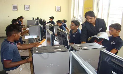 Olympus School For Excellence, Daund, Pune Computer Lab