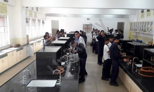 Pawar Public School, Hadapsar, Pune Science Lab