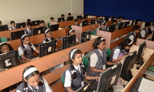 Pratibha International School & Junior College, Chinchwad, Pimpri-Chinchwad, Pune Computer Lab
