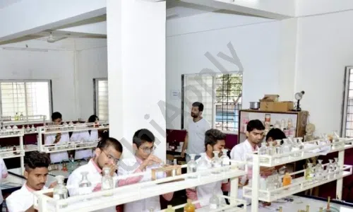 Pune Cambridge Public School, Dhankawadi, Pune Science Lab