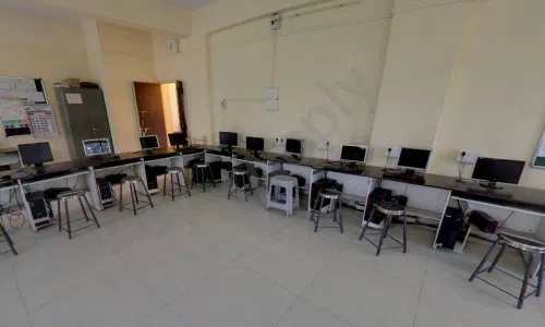 Pune International School, Tingre Nagar, Pune Computer Lab