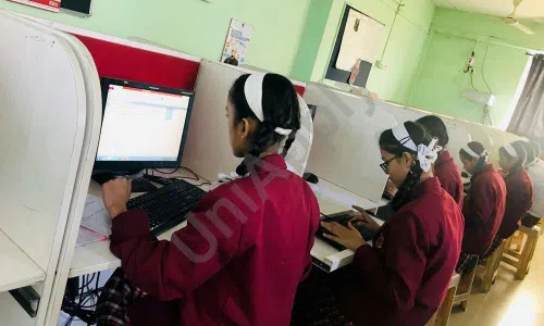SPG International Public School, Bhosari, Pimpri-Chinchwad, Pune Computer Lab