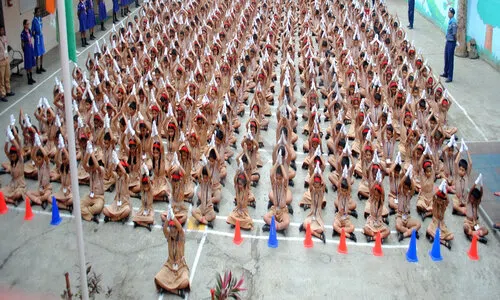 S. S. English Medium School, Yerawada, Pune Yoga 1
