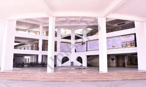 Shri Vasantrao Davkhare Memorial School, Shirur, Pune