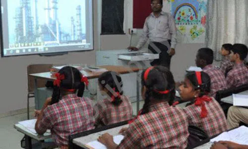 Dhaniraj School, Wakad, Pimpri-Chinchwad, Pune Smart Classes