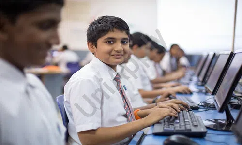 Sri Chaitanya School, Bavdhan, Pune Computer Lab