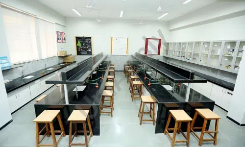 VIBGYOR High School, Yerawada, Pune Science Lab