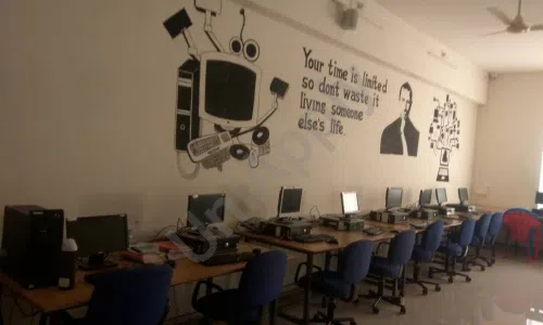 Vishwakarma Empros International School, Talegaon Dabhade, Pune Computer Lab