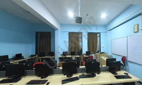 Billabong High International School, Shree Nagar, Thane West, Thane Computer Lab
