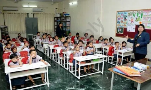 Royal International School, Gandhi Nagar, Dombivli East, Thane Classroom 2
