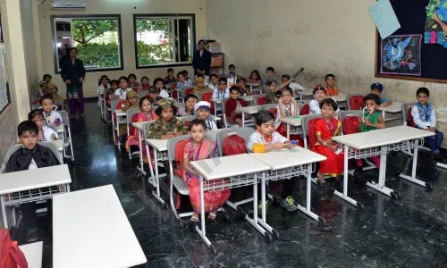 Royal International School, Gandhi Nagar, Dombivli East, Thane Classroom