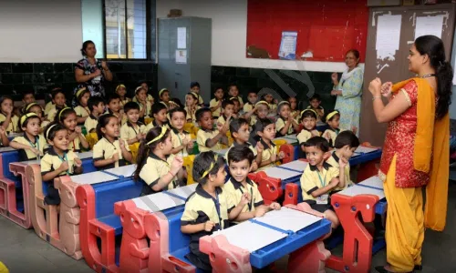 Sardar Vallabhbhai Patel Vidyalaya, Mira Road East, Thane Classroom
