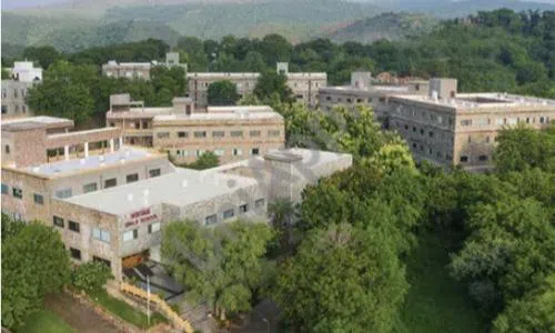 Campus Banner