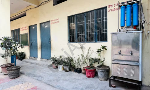 M R Public School, Sector 53, Noida 4