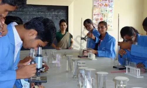 Adarsh Public School, Sector 52, Noida Science Lab
