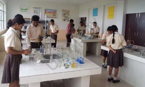 Amar Public School, Sector 37, Noida Science Lab