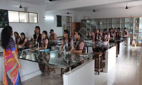 Assisi Convent School, Sector 33, Noida Science Lab