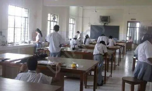 Bal Bharati Public School, Sector 21, Noida Science Lab
