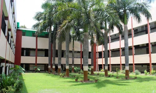 Bhaurav Devras Saraswati Vidya Mandir, Sector 12, Noida School Building