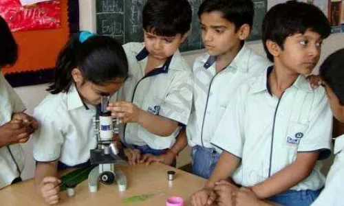 Brain Tree Global School, Sector Sigma 2, Greater Noida Science Lab