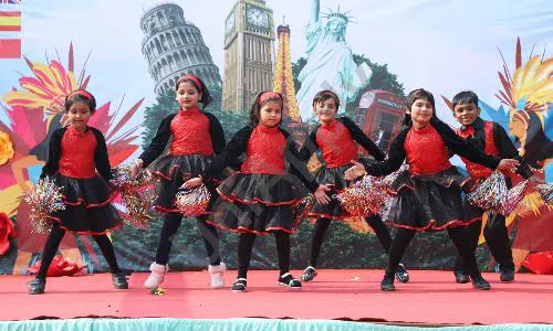 Raghav Global School, Sector 122, Noida Dance 3